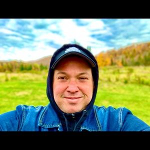 Meet your Posher, Carlo